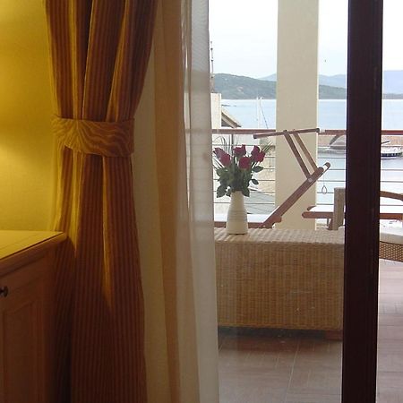 Hotel Corallo Isola Rossa Εξωτερικό φωτογραφία